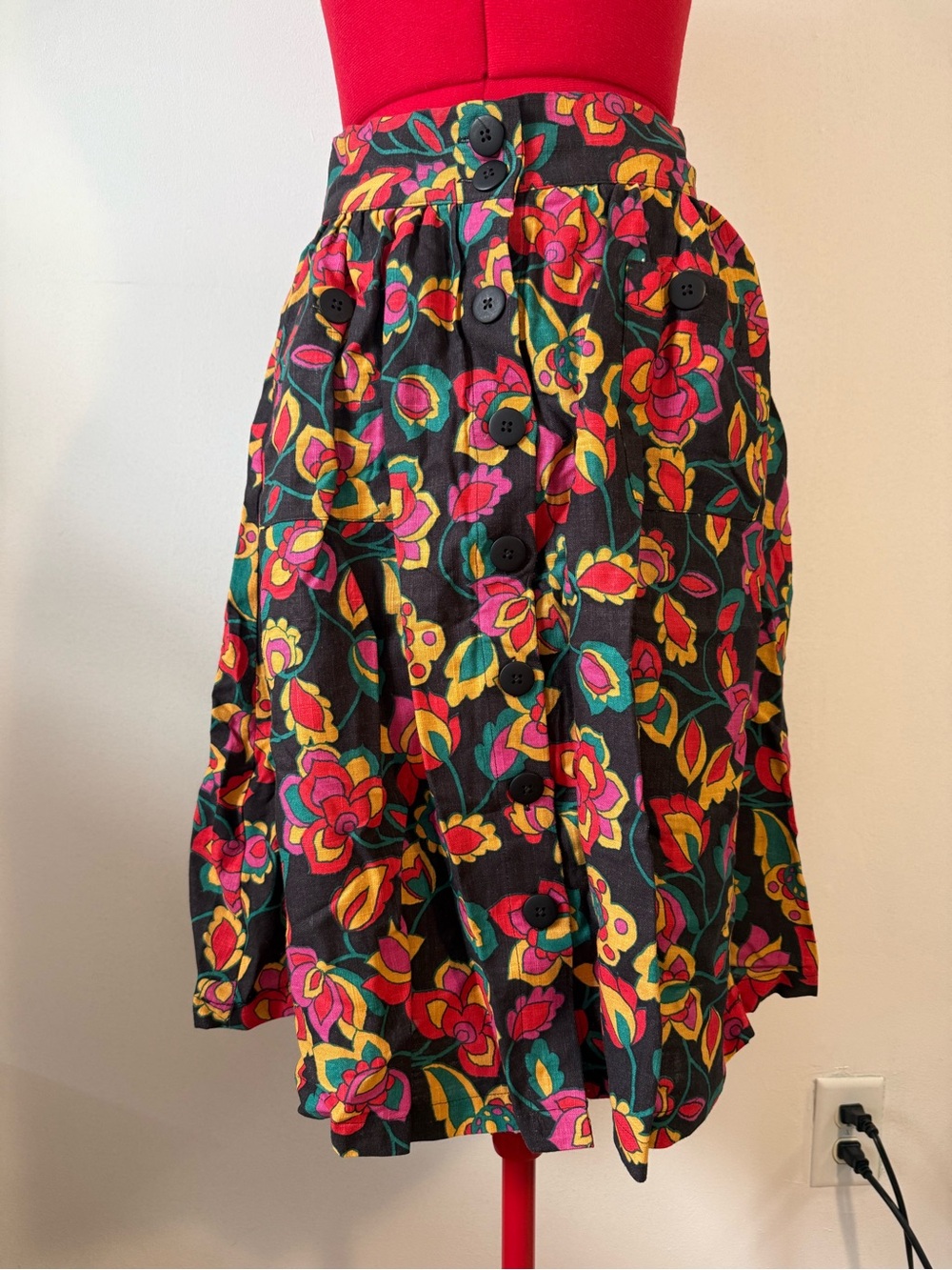 Modcloth Black Circle Skirt with Pink & Yellow Floral Print NWT